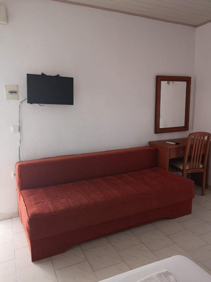 Hotel Gatos Beach Pefkochori Exterior foto