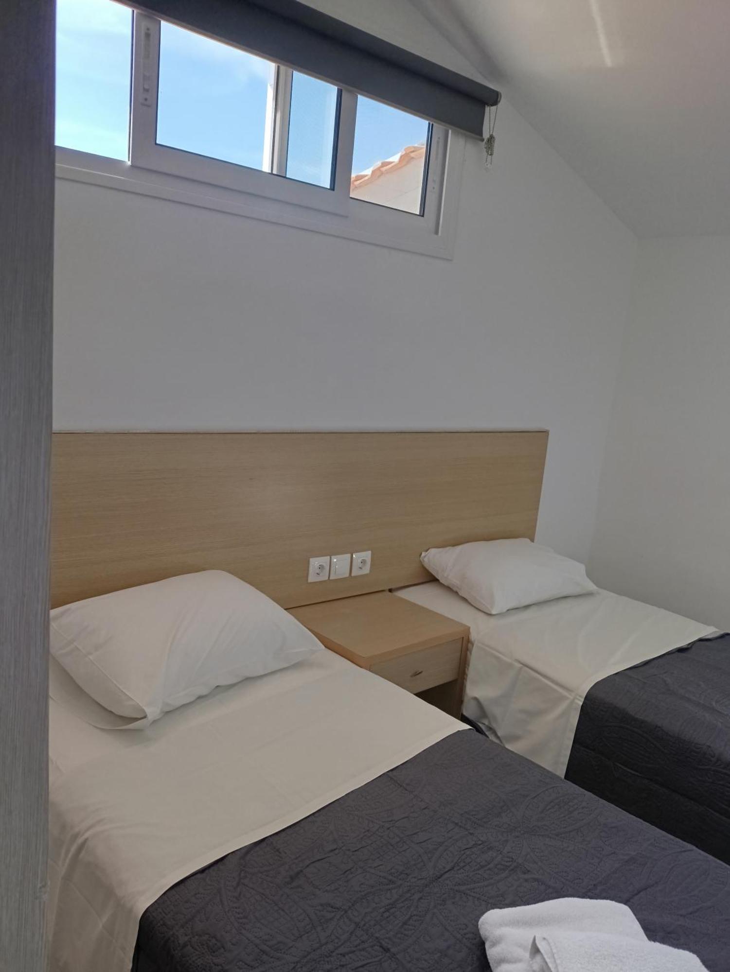 Hotel Gatos Beach Pefkochori Habitación foto