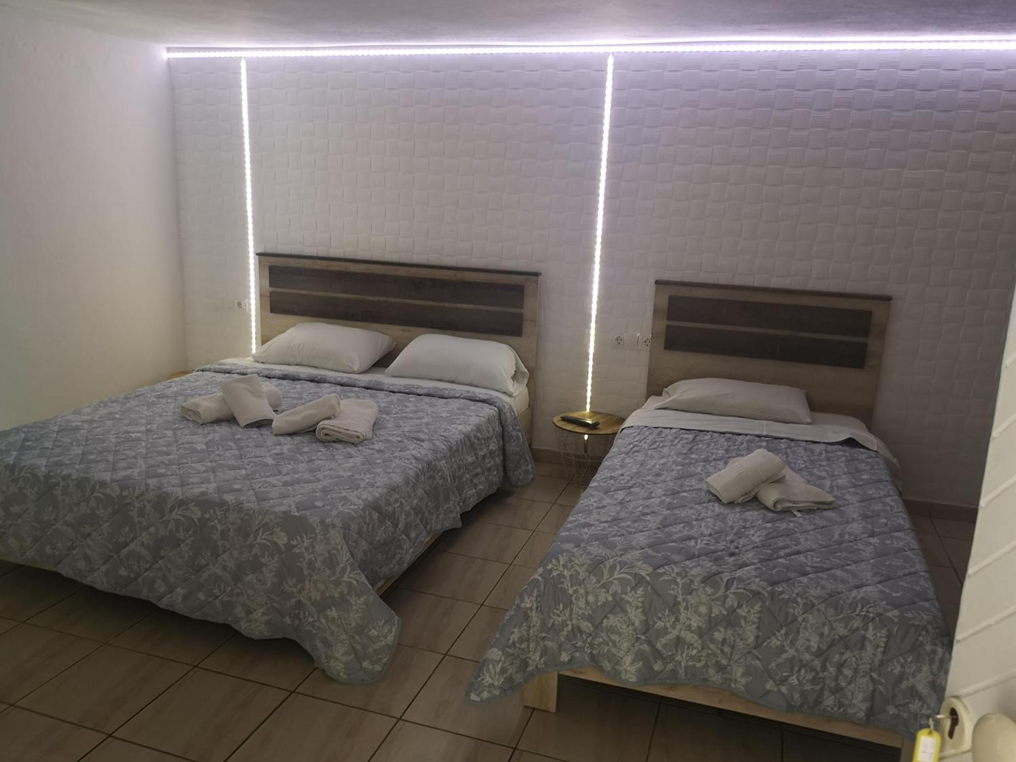 Hotel Gatos Beach Pefkochori Habitación foto